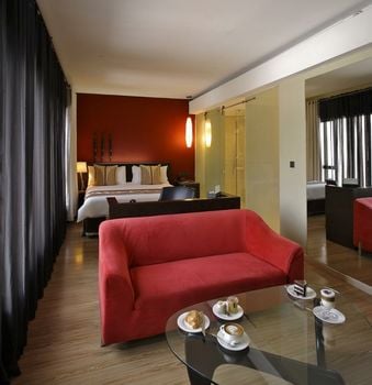 Tribe Hotel