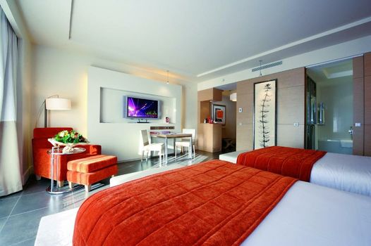 Monte-Carlo Bay Hotel & Resort