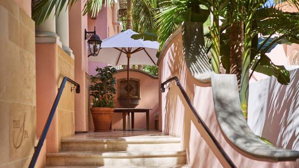 Hotel Bel-Air - Dorchester Collection