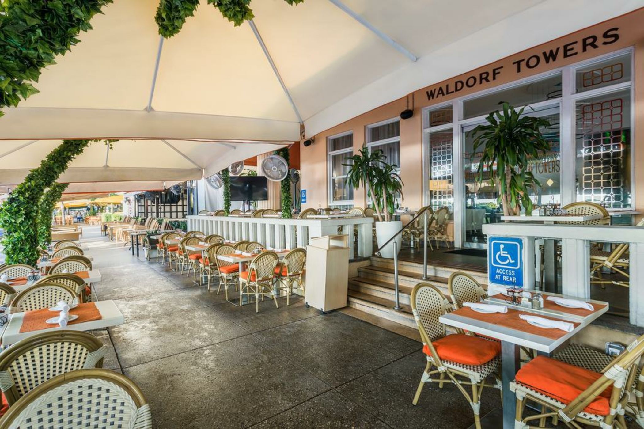 Room Mate Waldorf Towers