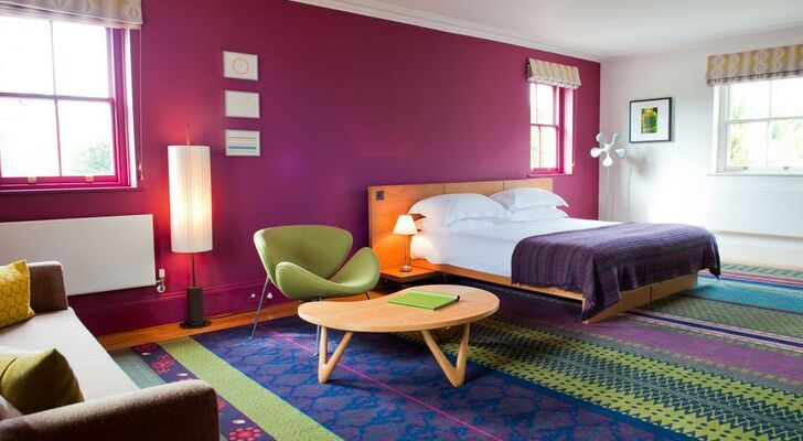 Cowley Manor Hotel