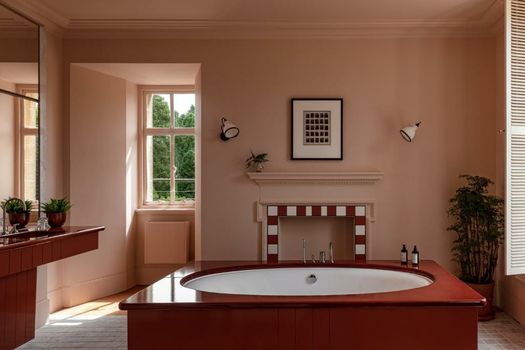 Cowley Manor Experimental,