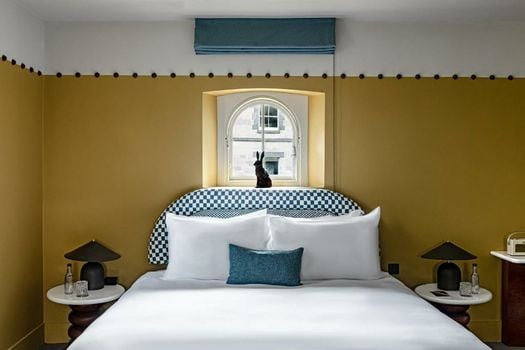 Cowley Manor Experimental,