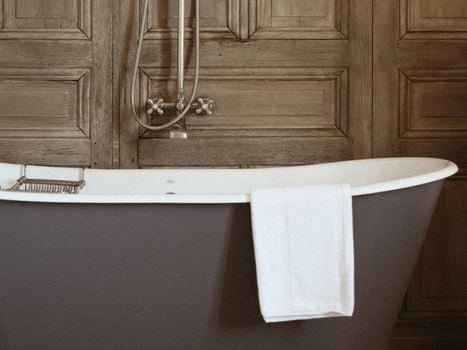 Le Galinier, Lourmarin, an authentic Beaumier Guesthouse