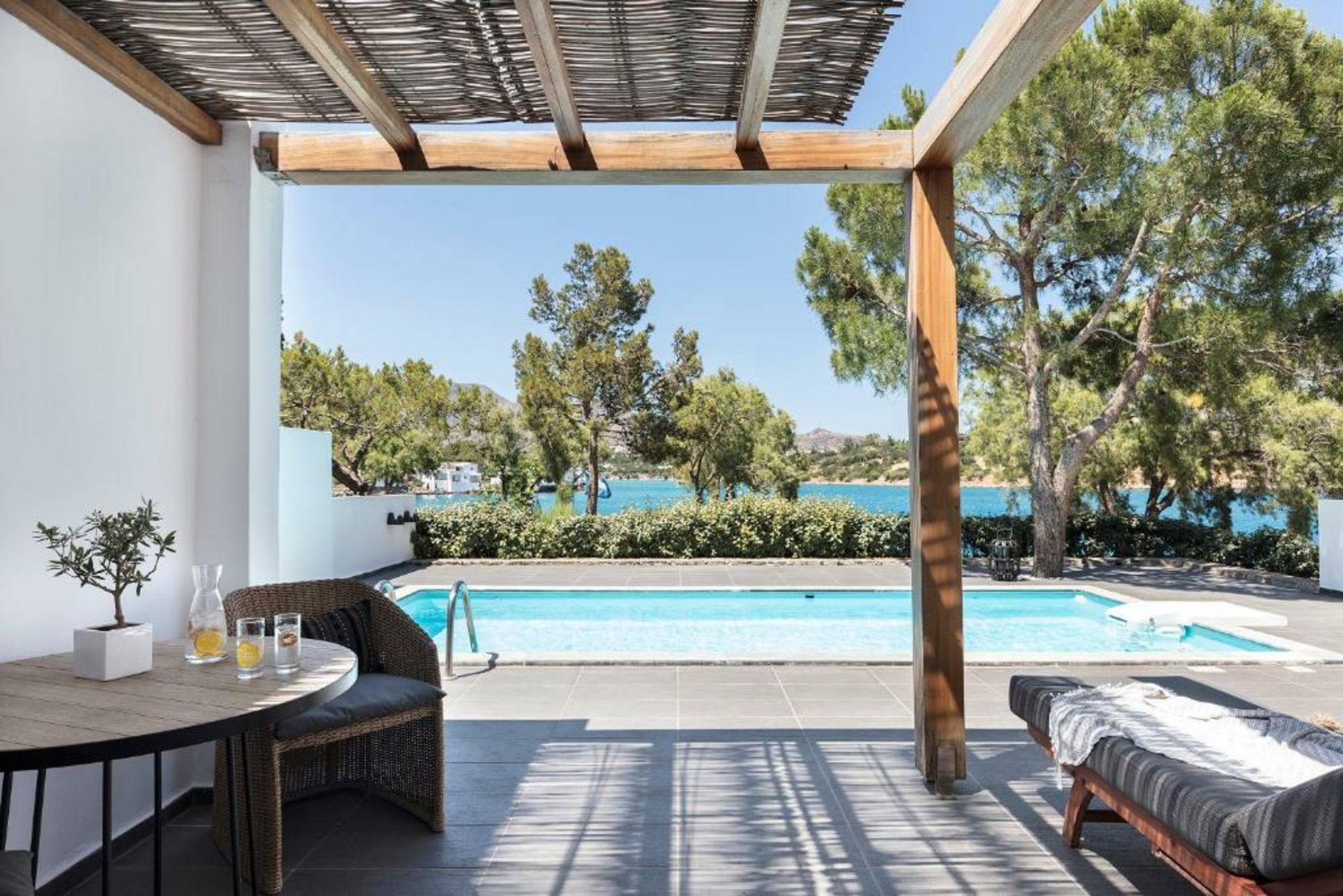 Minos Beach Art Hotel