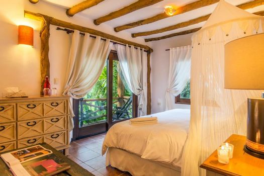 Ser Casasandra Boutique Hotel