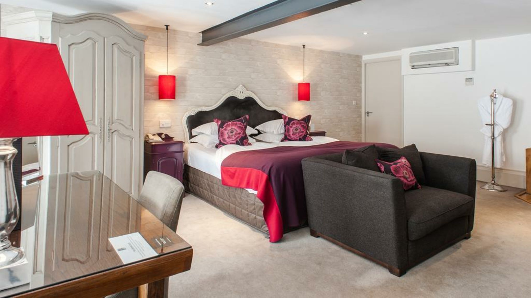 Great John Street Hotel