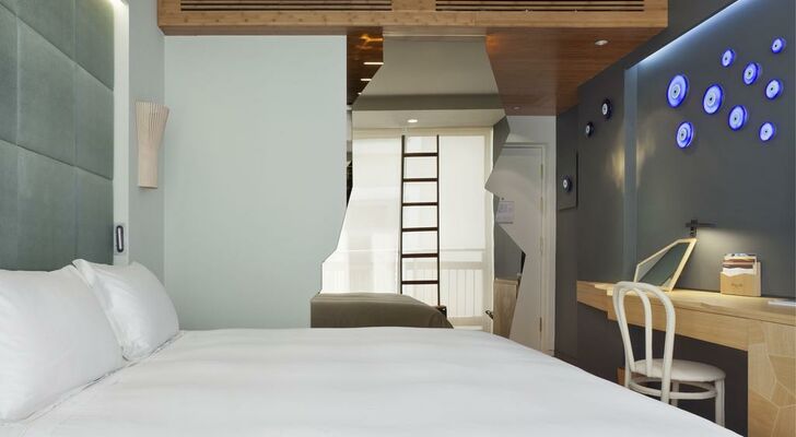 New Hotel