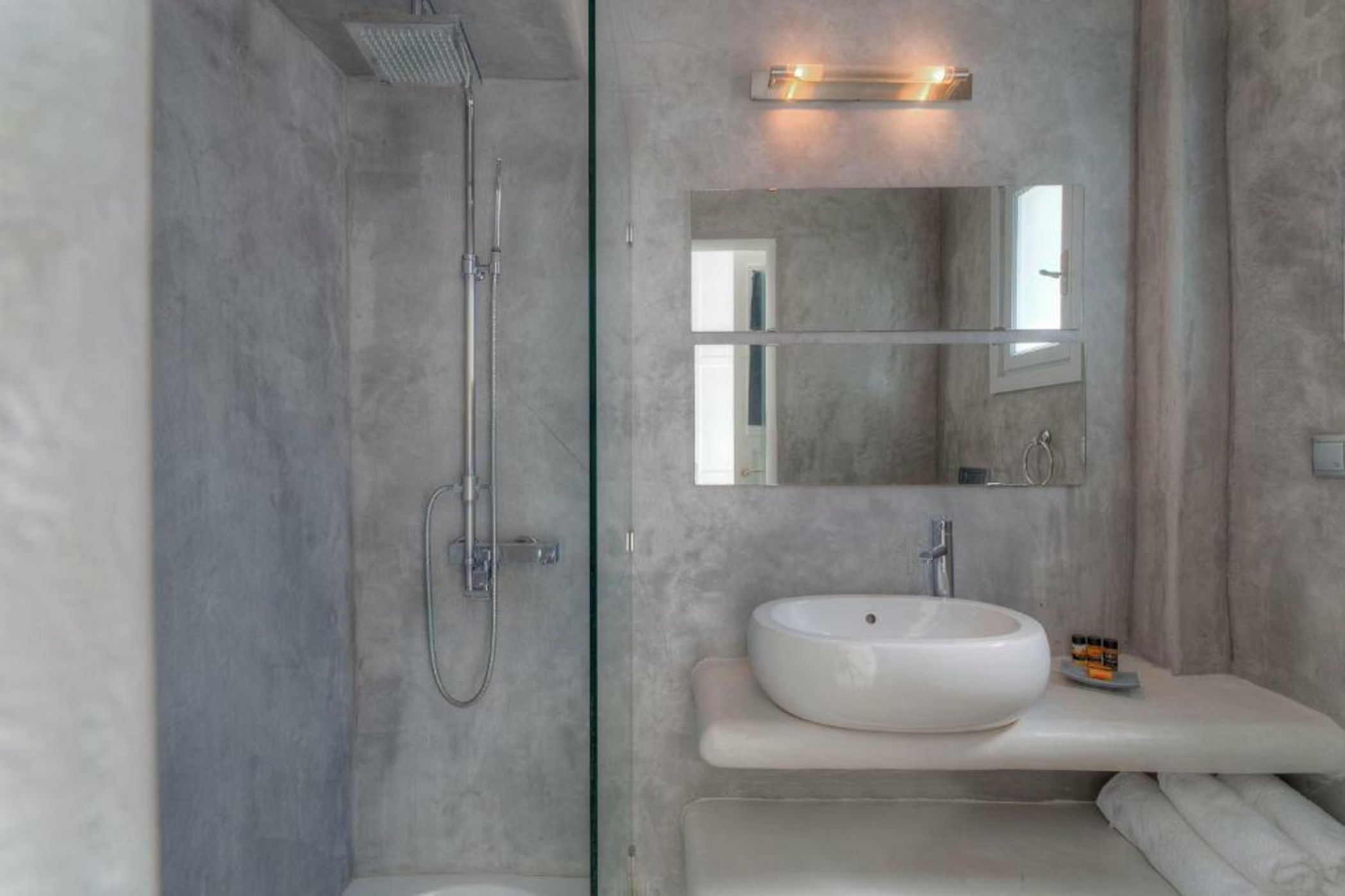 Lilly Residence-All Sea View Suites, Adults Only