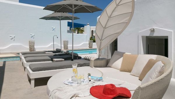 Lilly Residence-All Sea View Suites, Adults Only