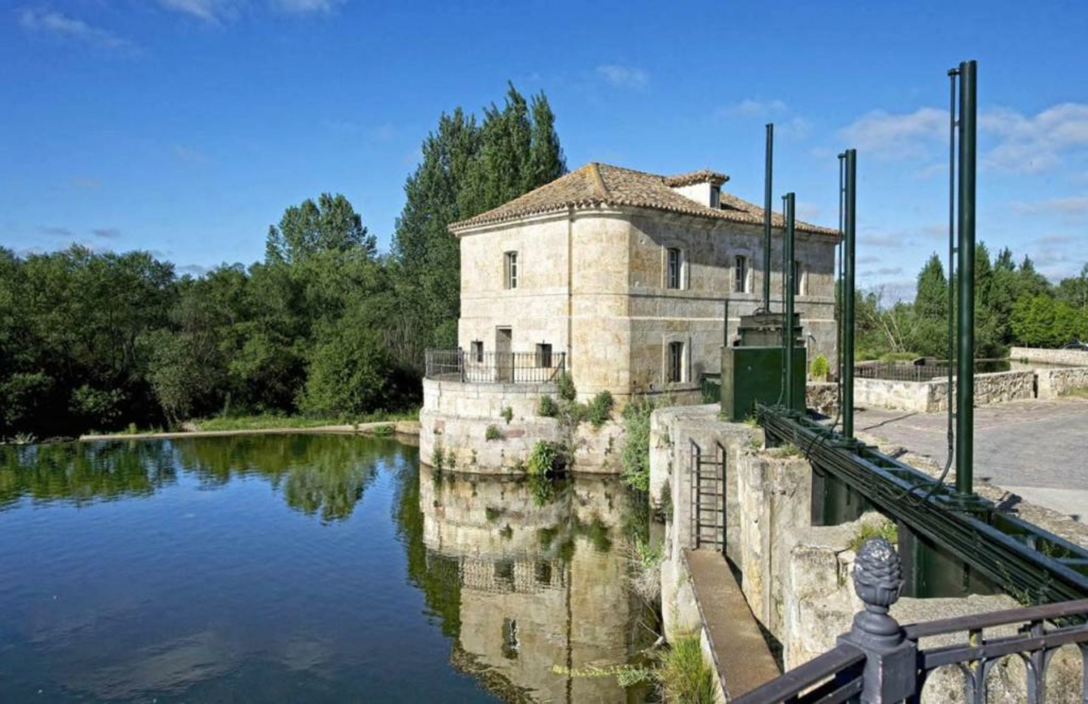 Hacienda Zorita Wine Hotel - Small Luxury Hotels