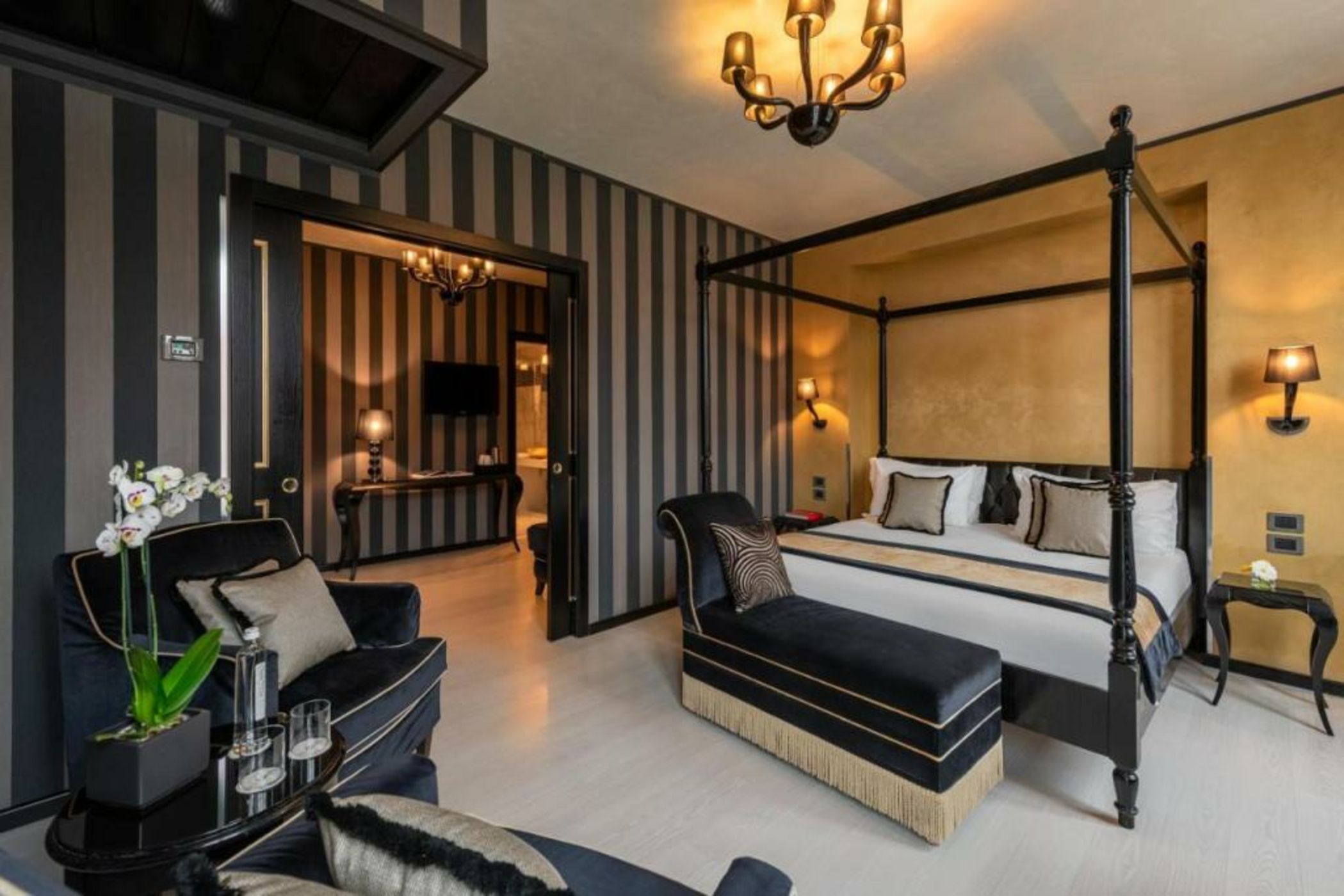 Carnival Palace - Venice Collection