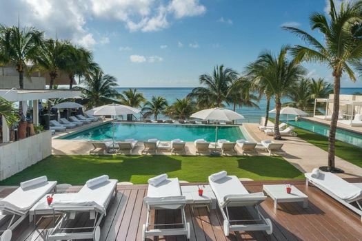 Blue Diamond Luxury Boutique Hotel