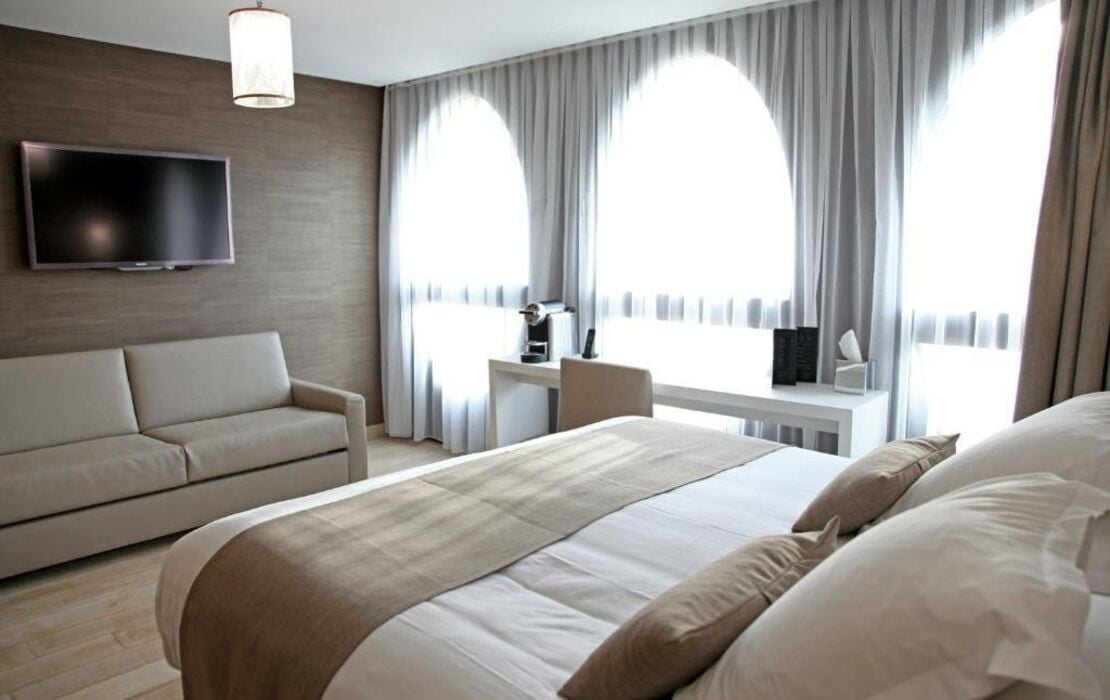 Best Western Premier Why Hotel, a Design Boutique Hotel Lille, France Best Western Premier Why Hotel, a Design Boutique Hotel Lille, France