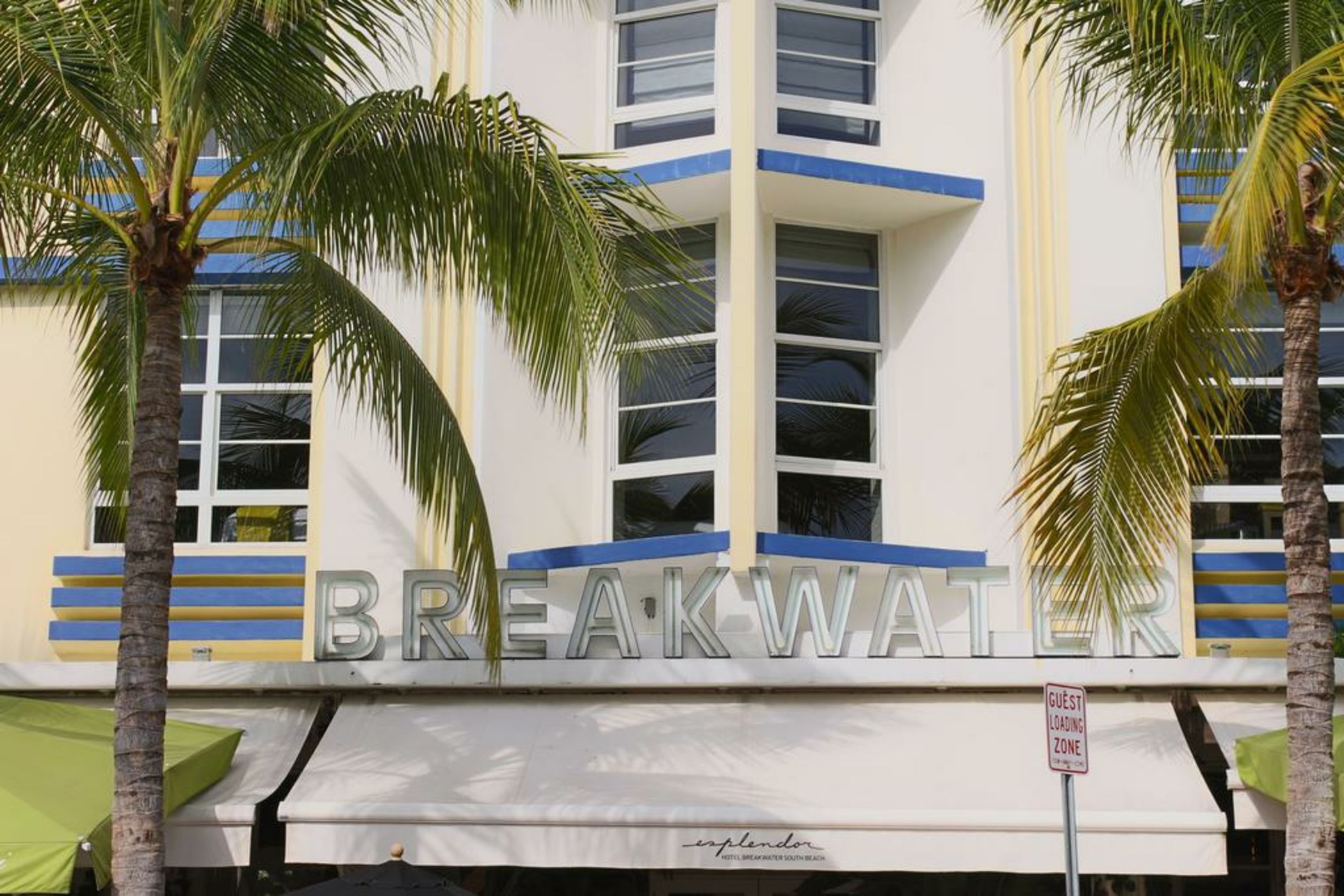Hotel Breakwater South Beach
