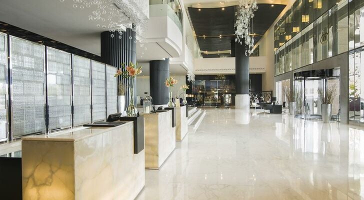 Sofitel Abu Dhabi Corniche