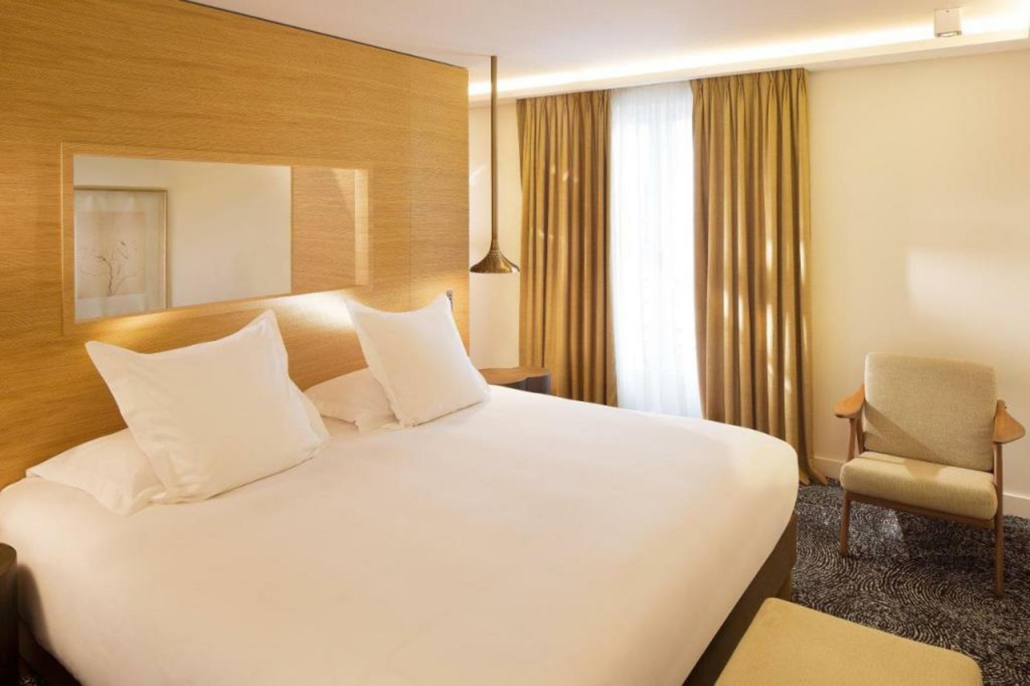 Hotel Marignan Champs-Elysées