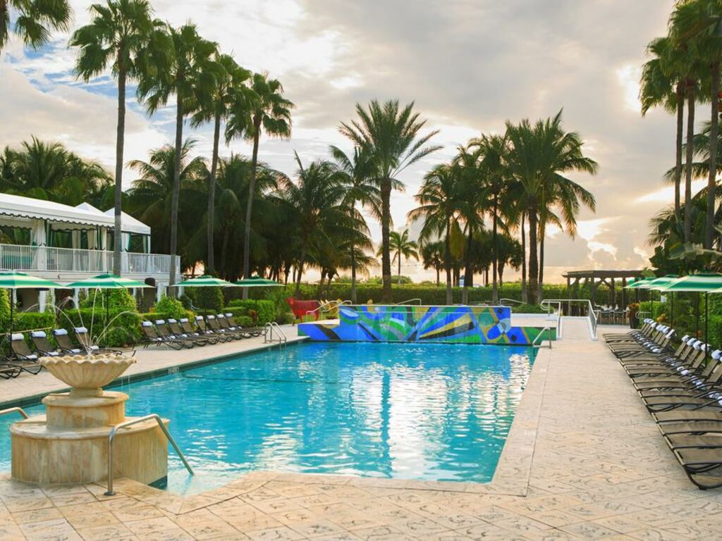 Kimpton Surfcomber Hotel A Design Boutique Miami Beach U S Kimpton Surfcomber Hotel A Design