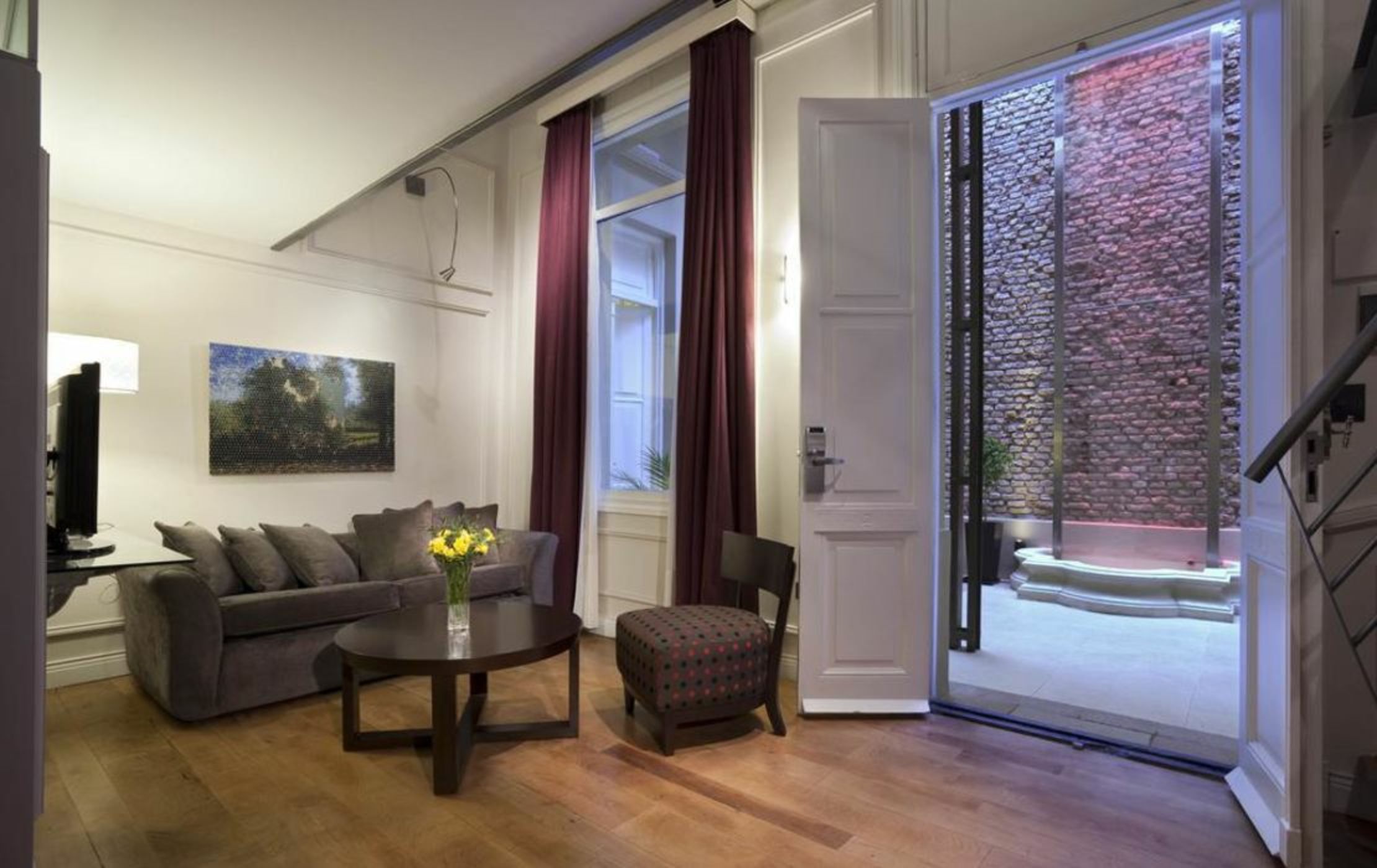 Soho Point San Telmo Suites