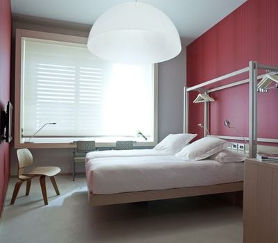 Nu Hotel