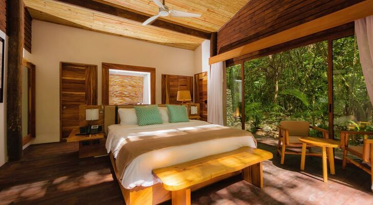 Casa Bonita Tropical Lodge