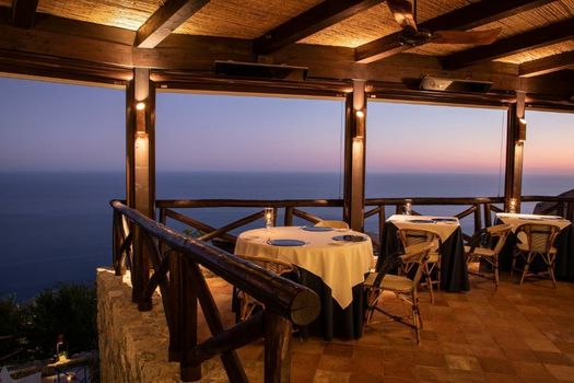 Monastero Santa Rosa Hotel & Spa