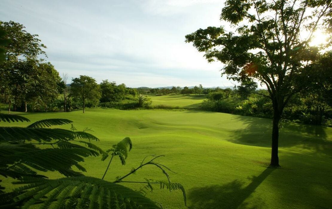 Kirimaya Golf Resort Spa
