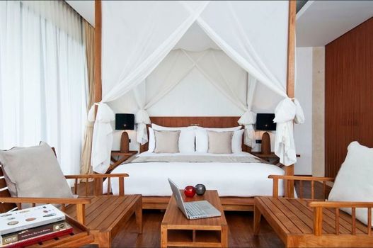 Hansar Samui Resort & Spa