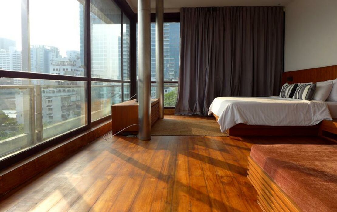 LUXX Langsuan Hotel - SHA Plus