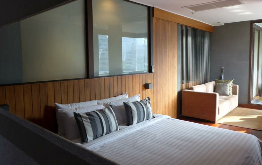 LUXX Langsuan Hotel - SHA Plus
