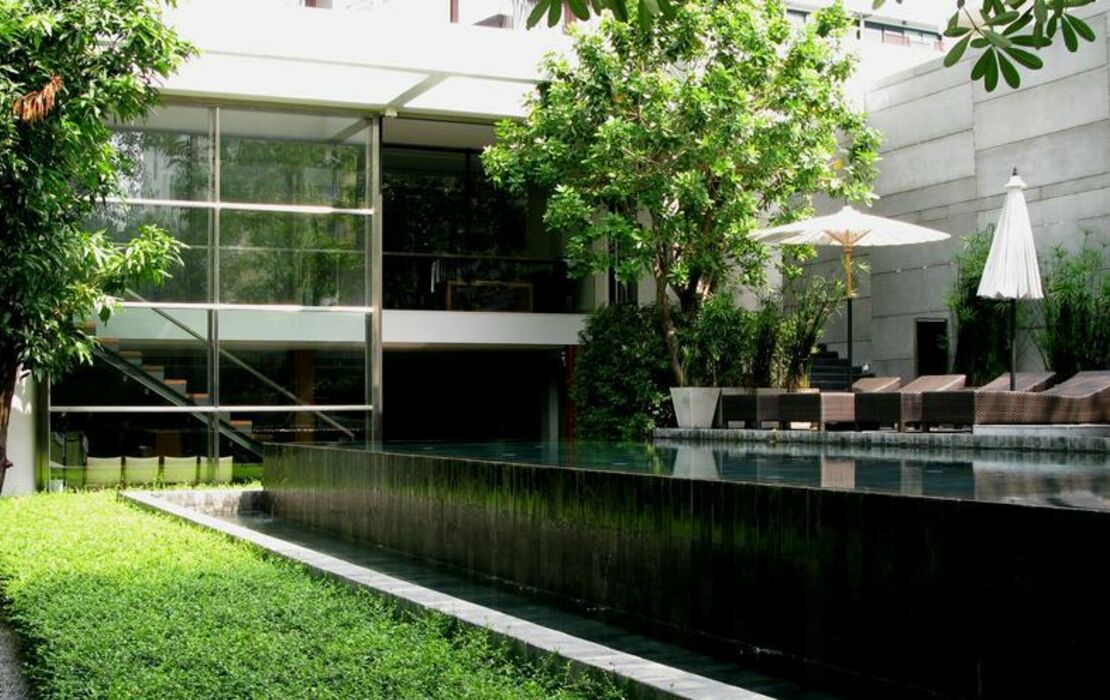 LUXX Langsuan Hotel - SHA Plus