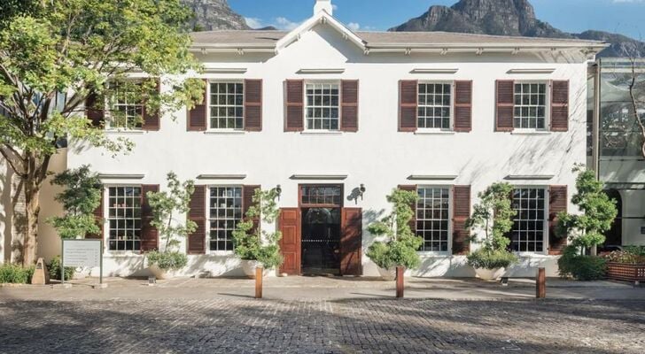 Vineyard Hotel