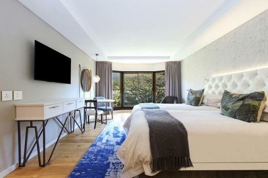 Vineyard Hotel