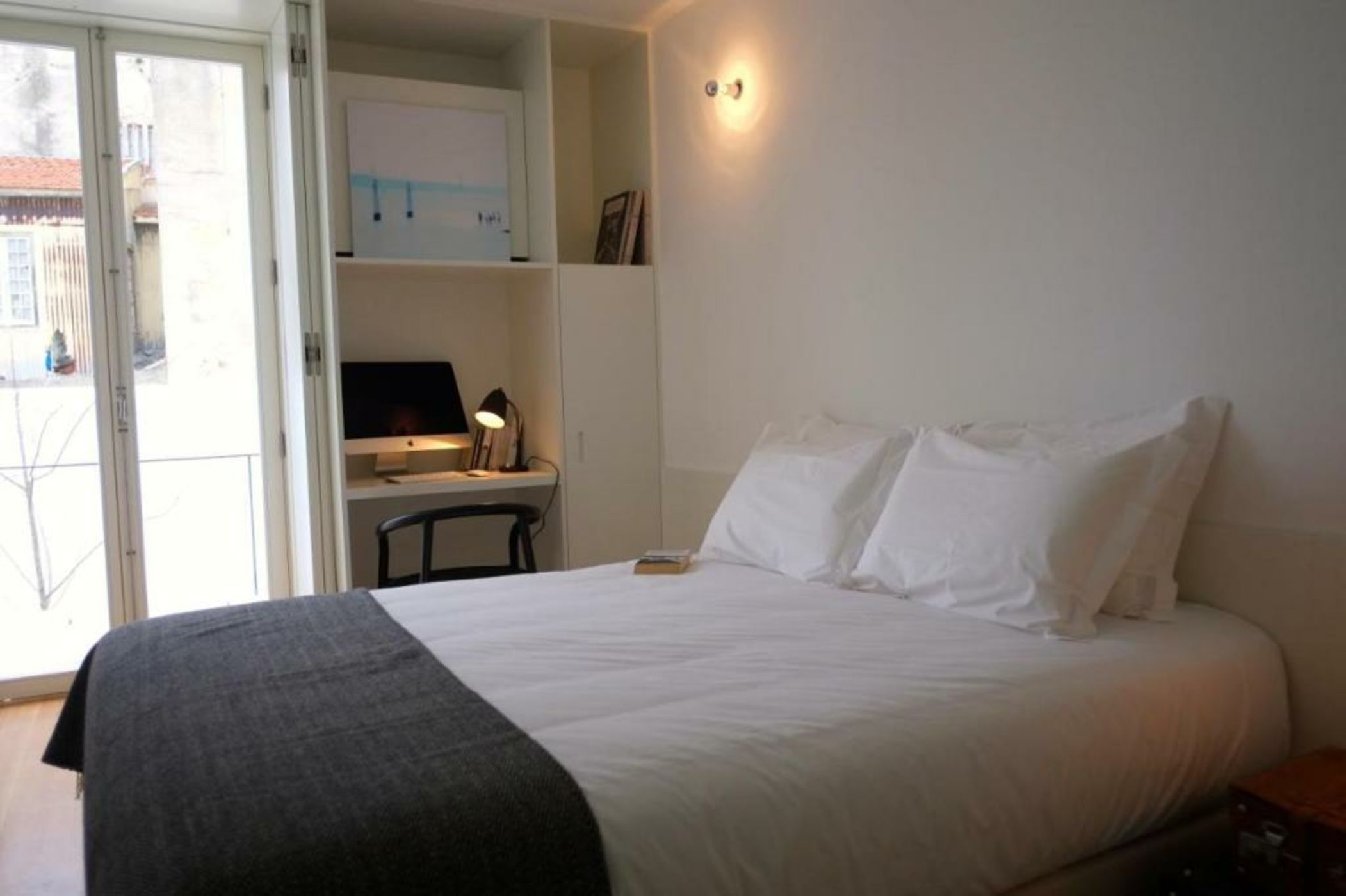 The Late Birds Lisbon - Gay Urban Resort