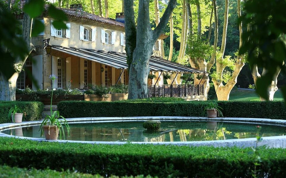 Hotel Moulin De Vernegues France Hotel Moulin De Vernegues France
