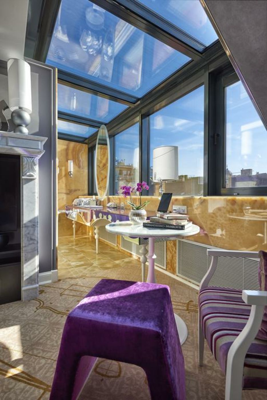 Aria Hotel Budapest by Library Hotel Collection