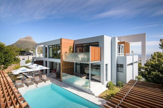 MannaBay Fine Boutique Hotel