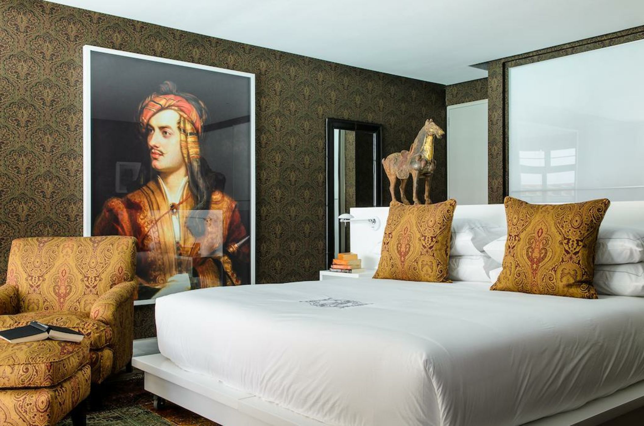 MannaBay Fine Boutique Hotel