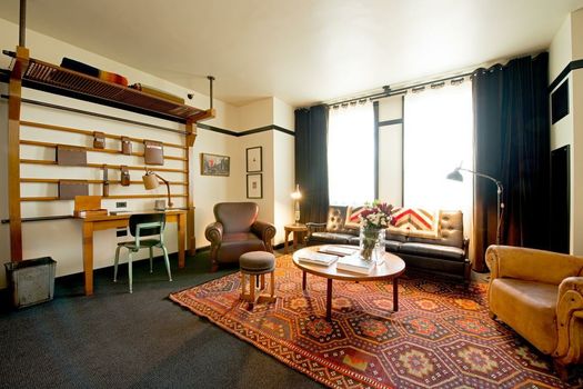 Chicago Athletic Association, part of Hyatt