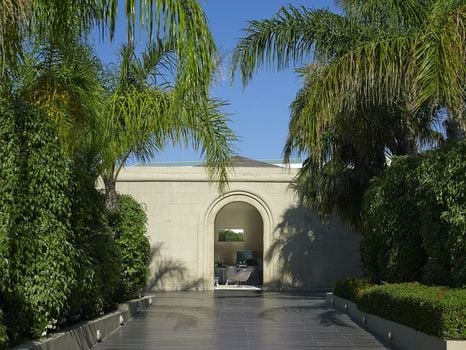 The Ixian All Suites - Adults Only