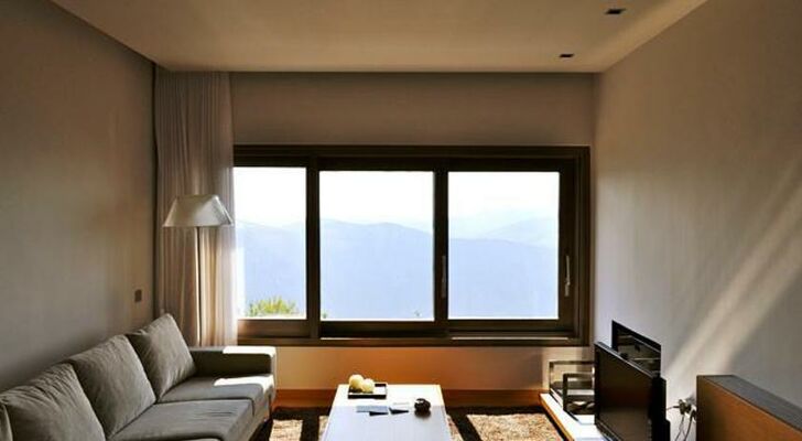 Elafivolia Arachova Suites