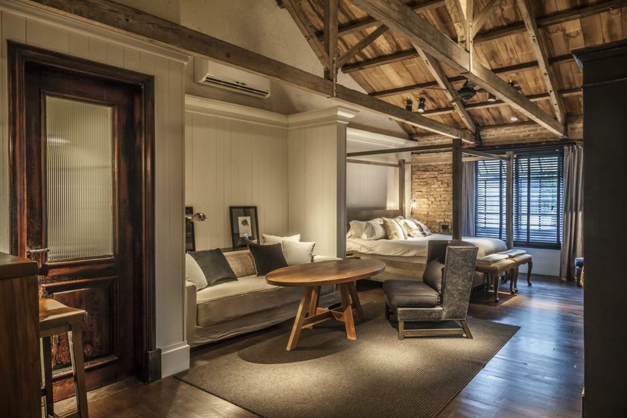 La Alondra, Casa de huéspedes