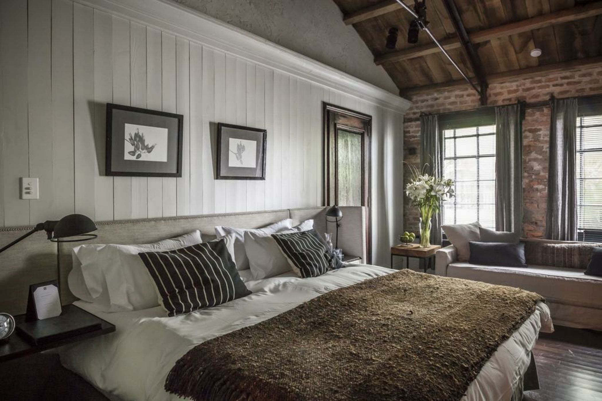 La Alondra, Casa de huéspedes