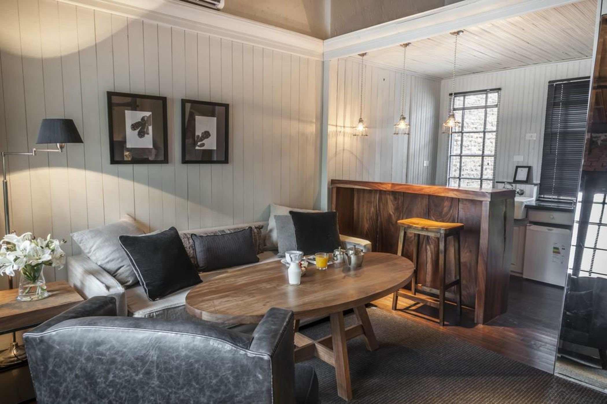 La Alondra, Casa de huéspedes