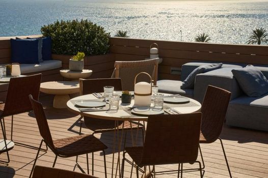 Calatrava Hotel, Mediterranean Sea House