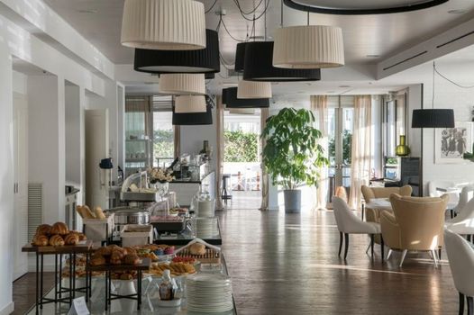 Hotel Excelsior