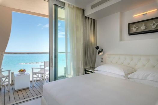 Hotel Excelsior