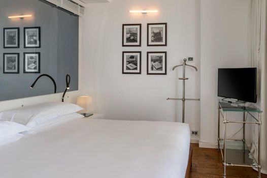 Hotel Excelsior
