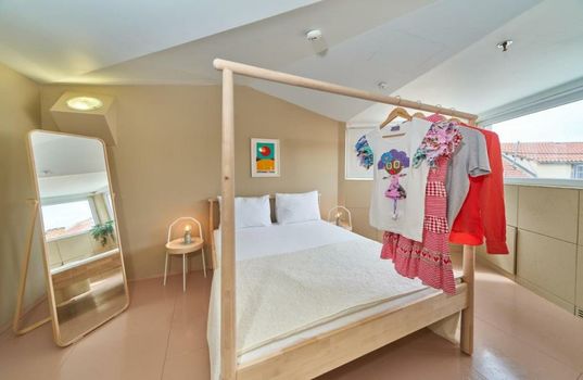Design Hostel One