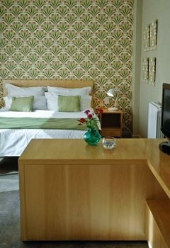 Home Hotel